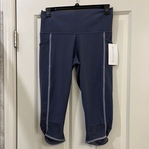 Athleta Capri Leggings